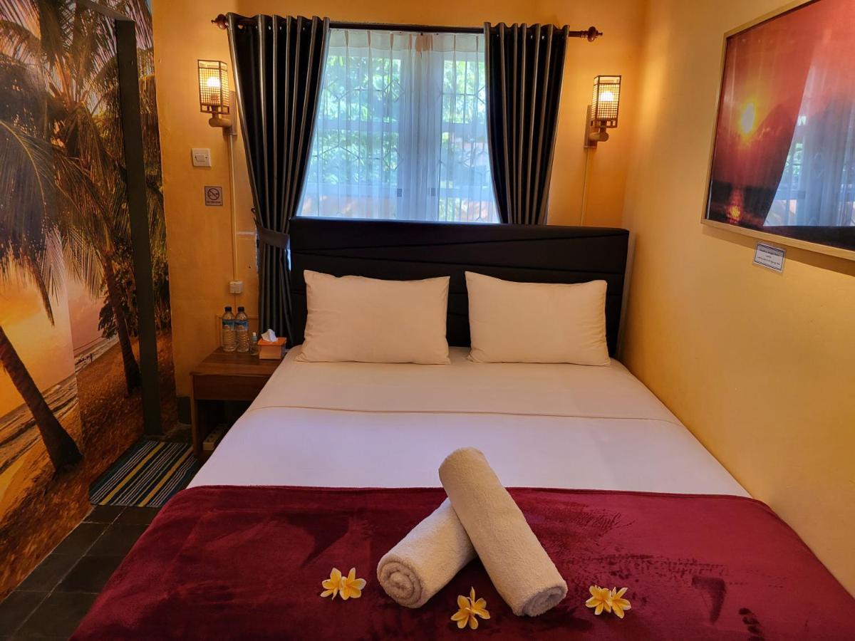 Dewi Sri Guesthouse Mataram Exteriör bild