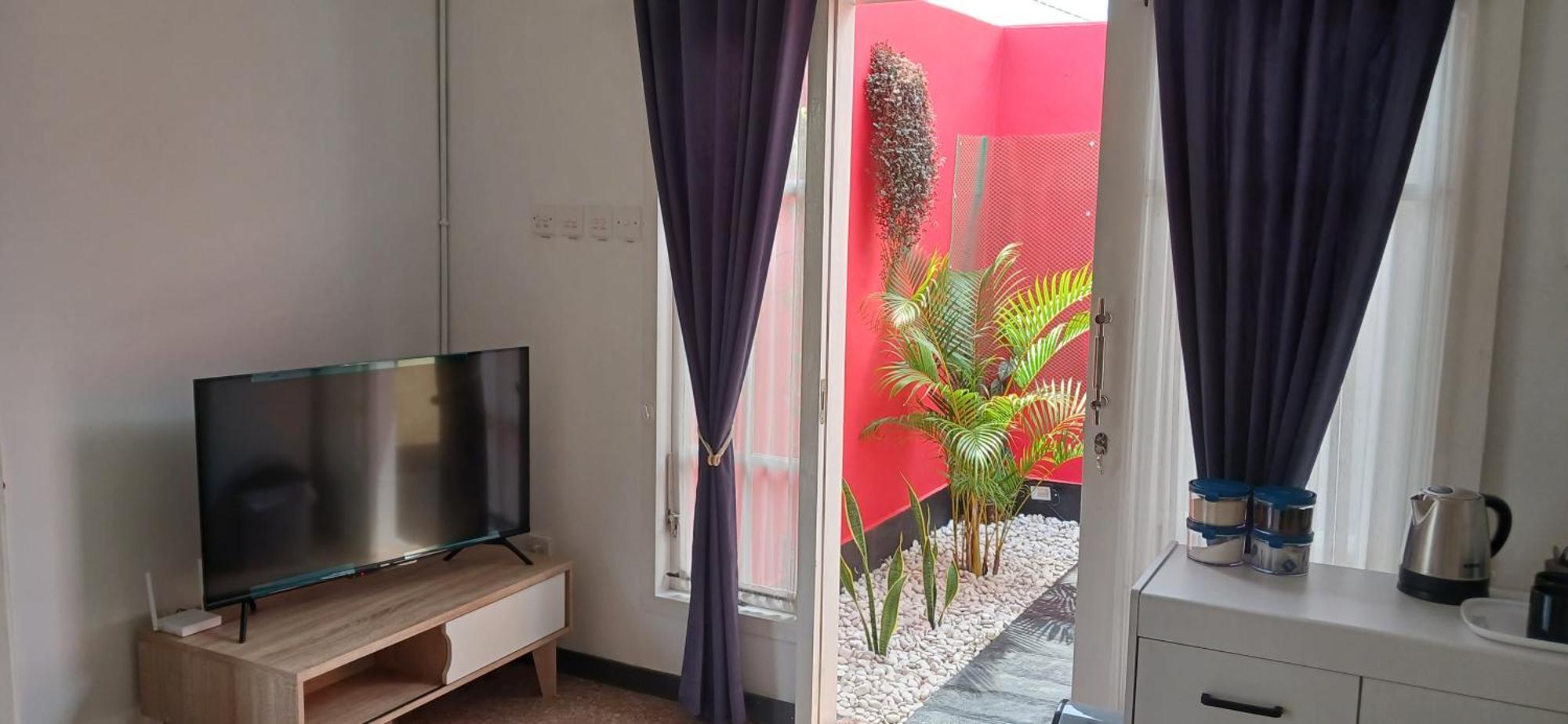 Dewi Sri Guesthouse Mataram Exteriör bild