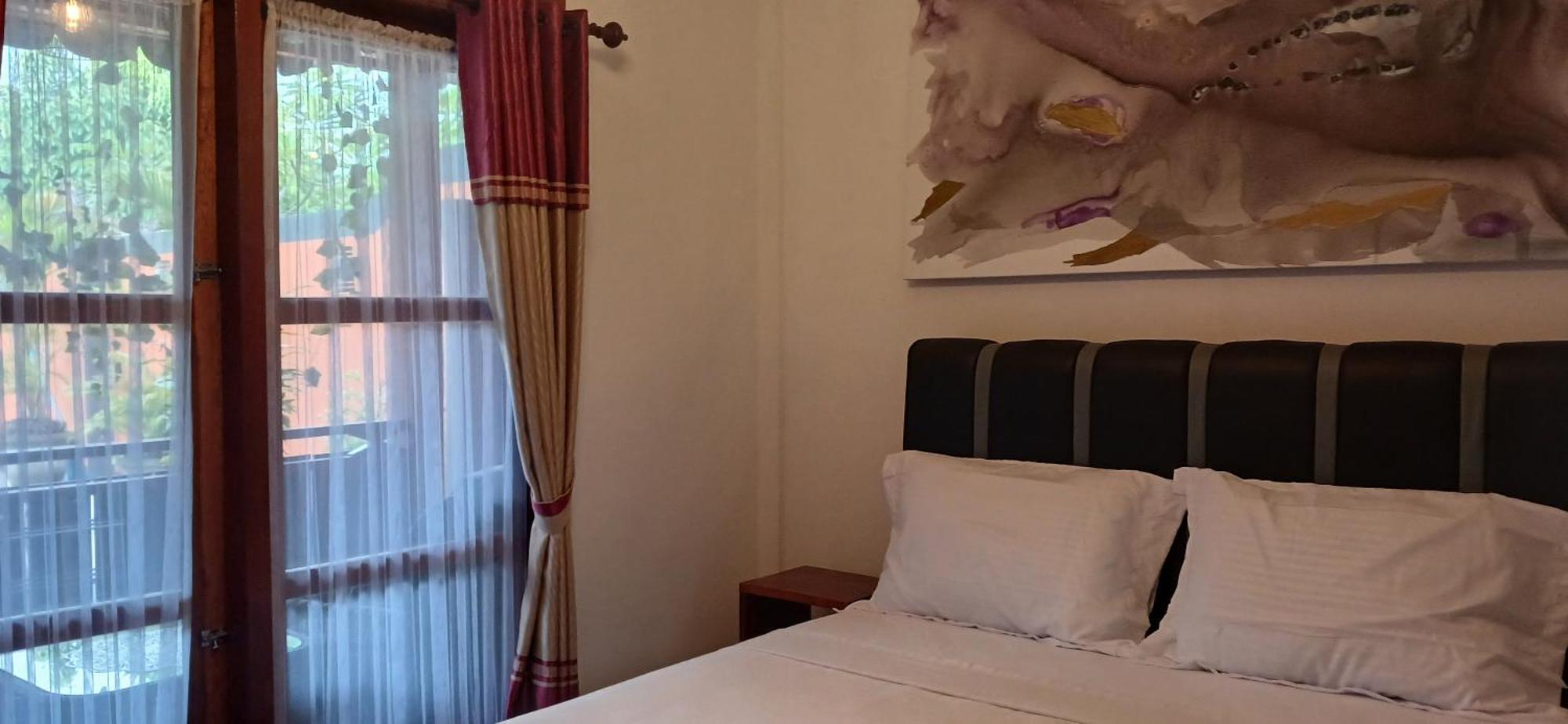 Dewi Sri Guesthouse Mataram Exteriör bild