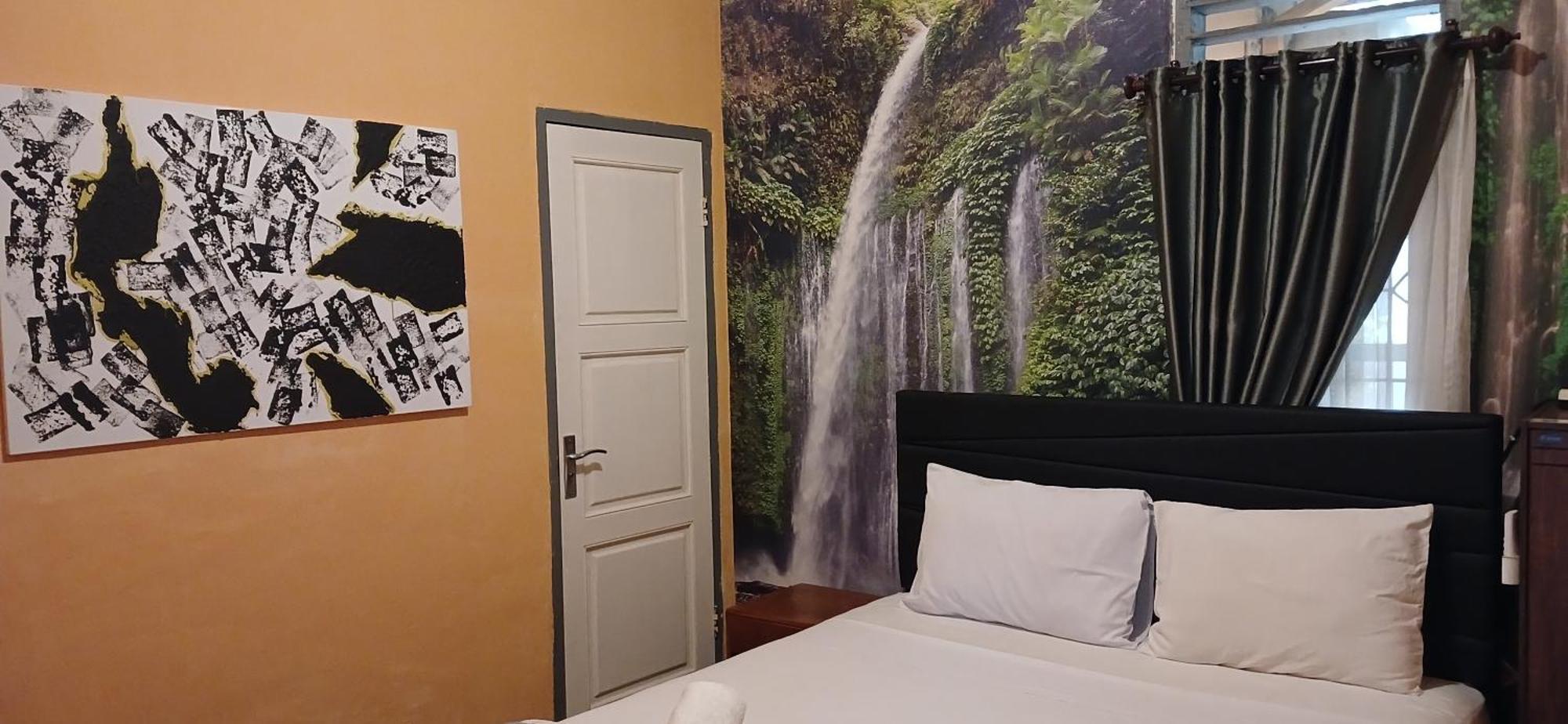 Dewi Sri Guesthouse Mataram Exteriör bild